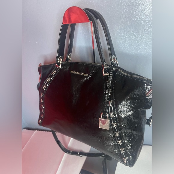 Authentic Michael Kors Purse!!! #0159 - Picture 2 of 9